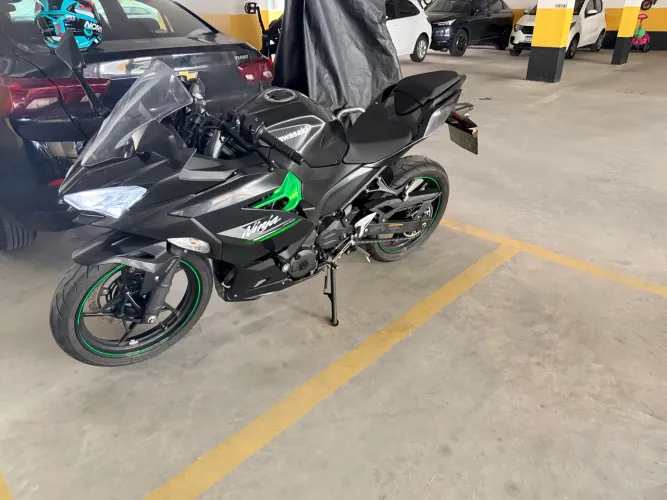 Kawasaki Ninja 400