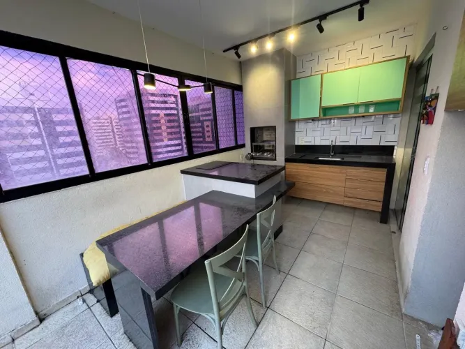 Apartamento para Venda em Maceió, Ponta Verde, 4 dormitórios, 2 suítes, 3 banheiros, 2 vag