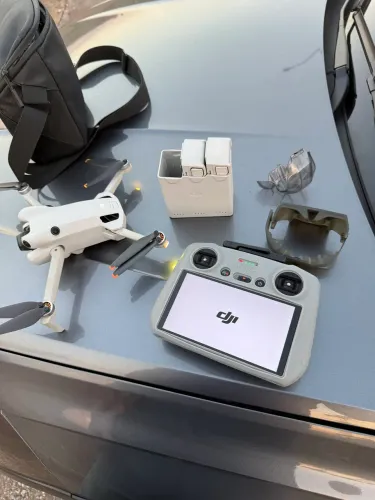 DJI Mini 4 Pro Fly More Combo