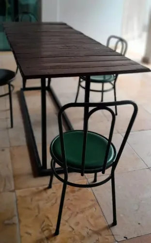 Mesa para área externa