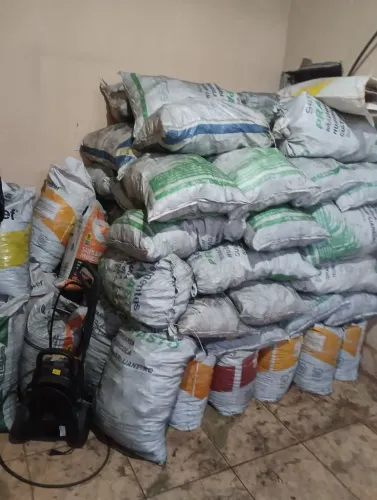 Acabou de chegar em Goiânia carvão e esterco curtido Pará melhor cultivo de suas plantas 