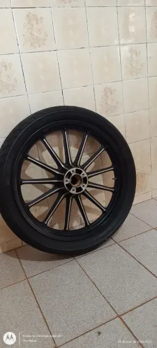 Roda dianteira Harley Davidson Sportster 883