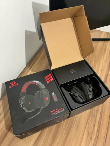 HEADSET SEM FIO RED DRAGON ZEUS PRO