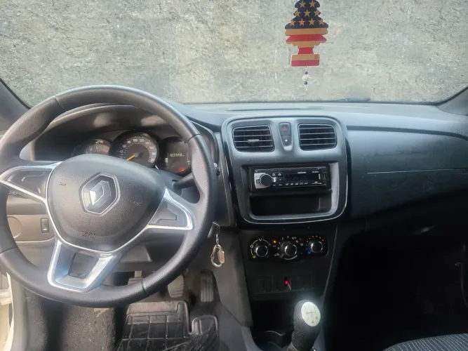 Renault Sandero Life Flex 1.0 12V 5P Mec. 2021