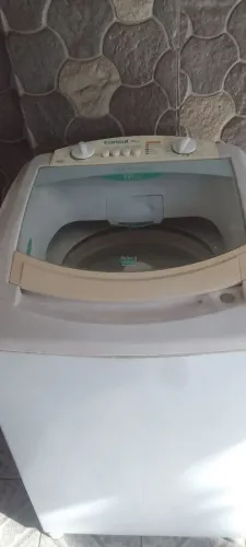 Maquina de lavar funcionando
