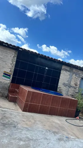 Vendo casa bem localizada