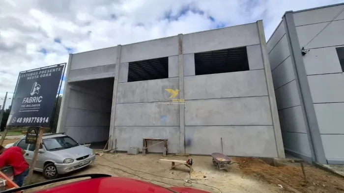 Galpão para Locação 401,55m² - Bairro XV de Novembro | Tijucas/SC