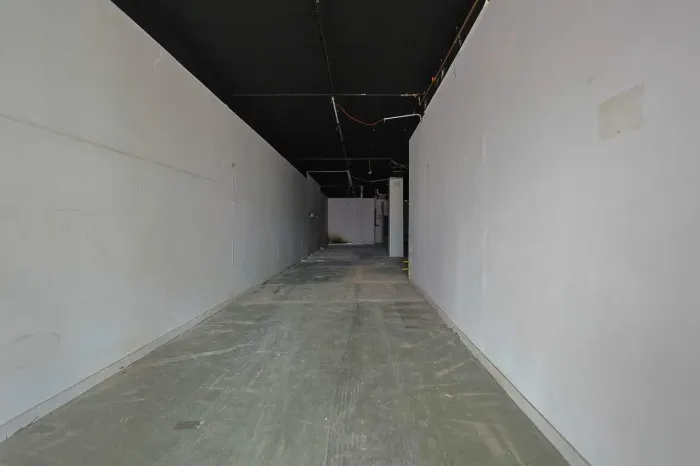Loja comercial com excelente localização no Buritis!