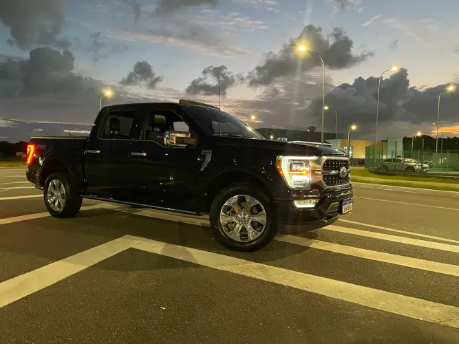 Ford F-150 Platinum 4X4 5.0 V8 2023