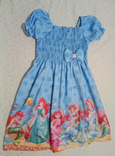 Vestido temático pequena sereia 