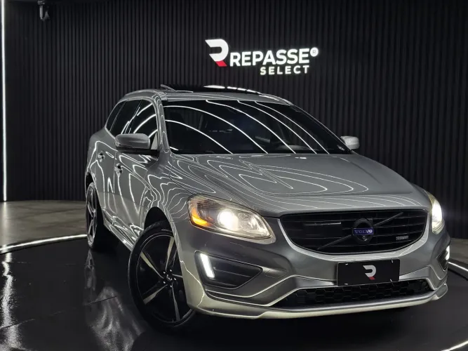 Volvo XC 60 R-design 3.0 304cv AWD 5P 2015
