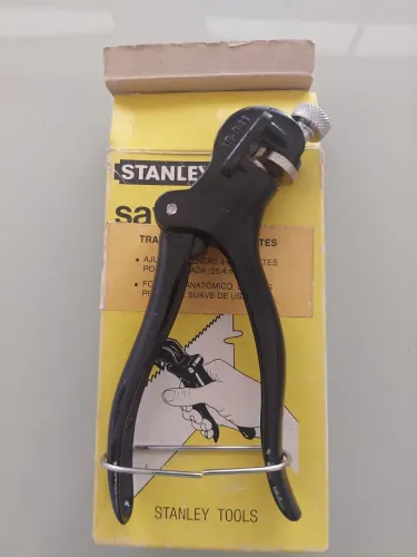 Travador para serrote stanley saw set com lupa 15-641