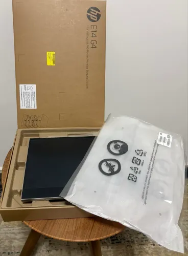 Monitor Portátil HP E14 G4 - 14 Polegadas Full HD (Estado de Novo)