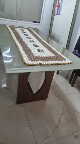 Mesa de 6 cadeiras usada