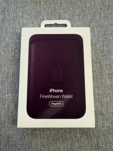Fine Woven Wallet iPhone Apple