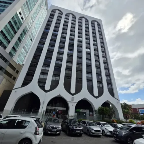 Sala comercial 28m em frente ao Salvador Shopping