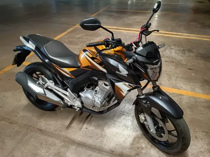 CB 250 Twister 2020 ABS apenas 0.270km nem amaciou o motor ainda!
