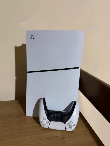 Ps5 slim muito novo