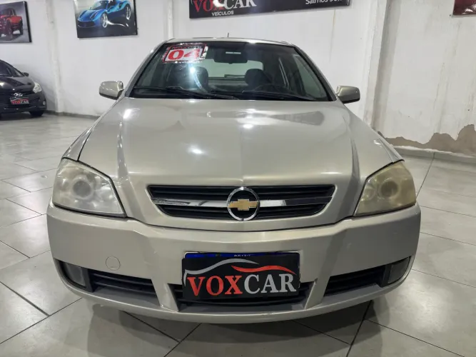 Chevrolet Astra 2.0 8V/ CD 2.0 8V Hatchback 5P AUT 2004