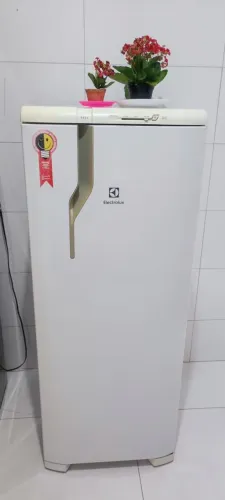 Geladeira Eletrolux