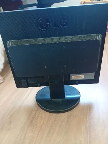 MONITOR LG