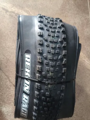Pneu Maxxis Recon Race