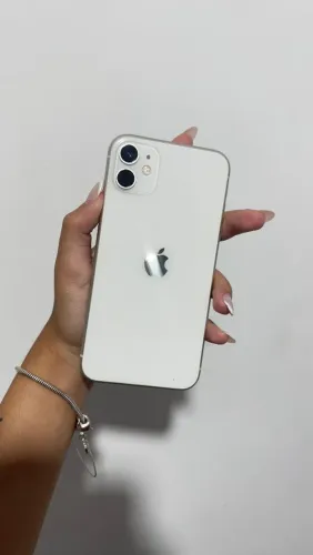 iPhone 11 Branco | 64GB | Semi Novo