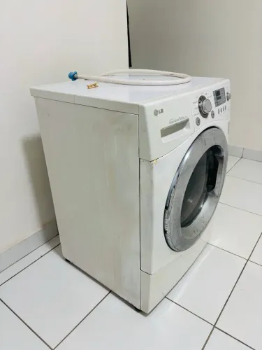 Máquina lava e seca LG