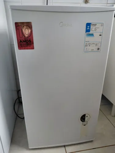 FRIGOBAR MIDEA 93 LITROS