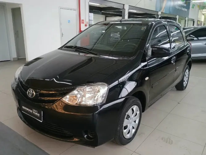 Toyota Etios X 1.3 Flex 16V 5P Mec. 2015