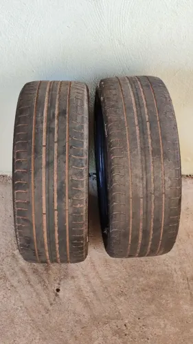 Pneu Goodyear 215/50 17 meia vida
