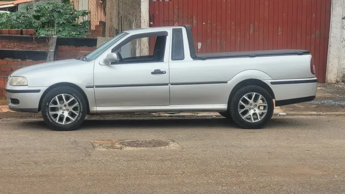 Volkswagen Saveiro 1.6 MI/ 1.6 MI Total Flex 8V (álcool) 2002