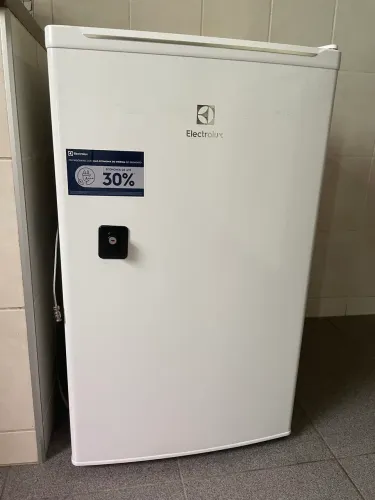 Frigobar Eletrolux