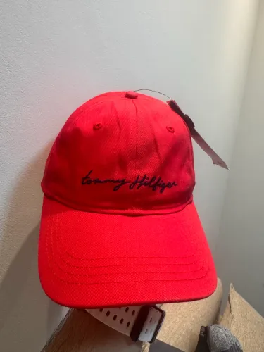 Boné Tommy Hilfiger Original - Vermelho | Novo com Etiqueta