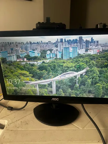 Monitor AOC LCD 15,6 Polegadas - Modelo e1621SWB