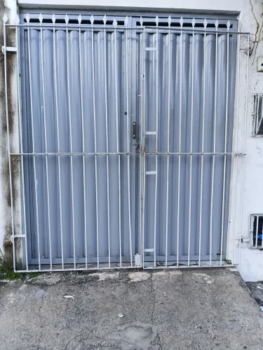 Vendo 2 casas em um terreno só