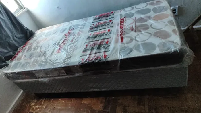 Cama box solteiro ainda na embalagem