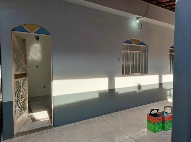 vendo casa em maria ortiz - vitória