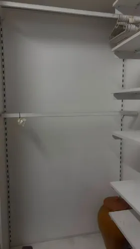 EXPOSITOR COM CABIDEIRO MOVEL PARA CABIDES