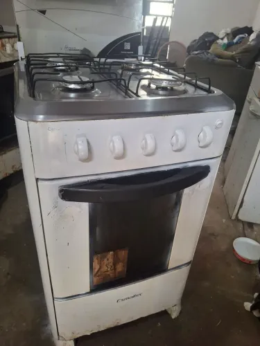 Fogão esmaltec 4 bocas funcionando td incluso forno