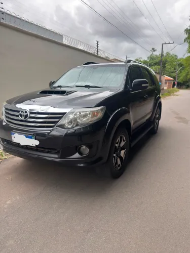 Toyota Hilux SW4 SRV D4-d 4X4 3.0 TDI Dies. AUT 2014