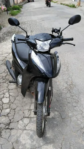 Biz 125 es gasolina