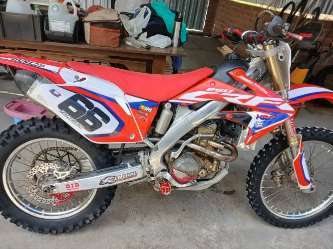 CRF 250 X