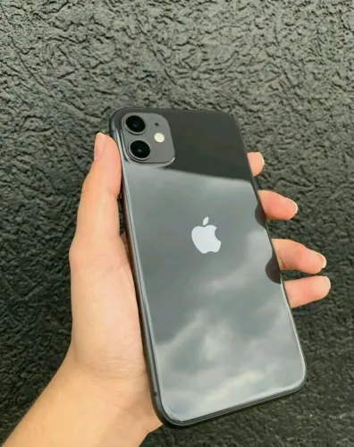 iPhone 11