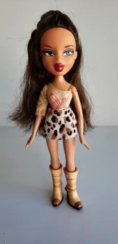 Boneca Bratz YASMIN Anos 2000