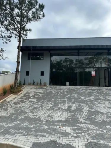 Galpão para alugar por R$ 8900.00, 505.00 m2 - NEREU RAMOS - JARAGUA DO SUL/SC