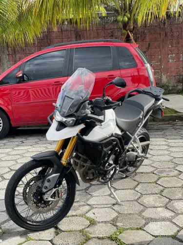 TRIUMPH TIGER 900 RALLY