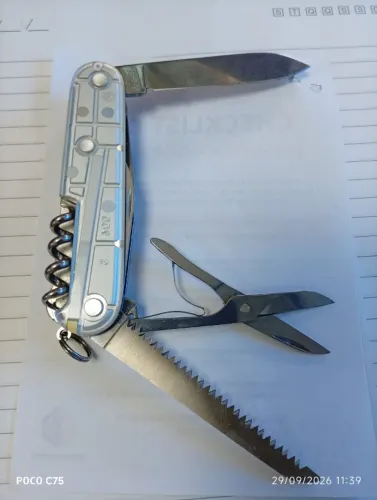 Canivete Huntsman Prata Translúcido