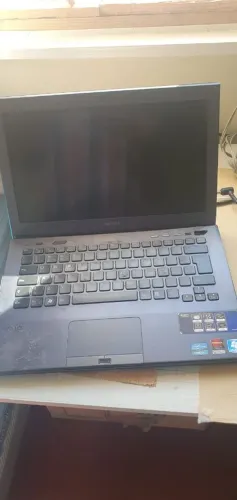 Vendo notebook Sony Vaio para aproveitar peças