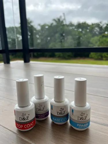 Preparadores para unha em gel